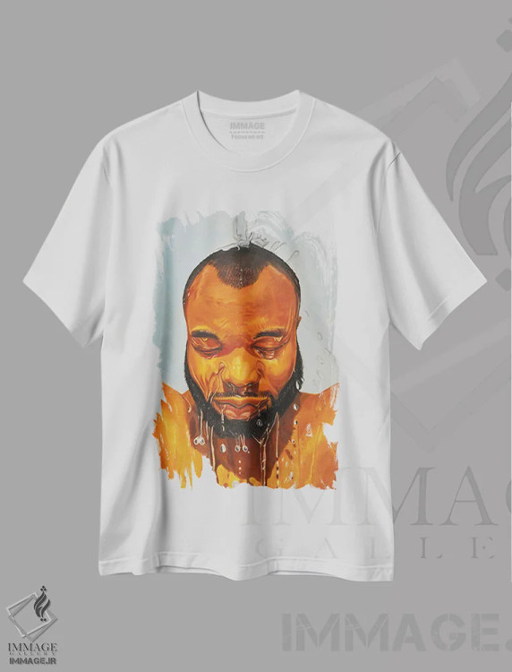 تیشرت سفید طرح دار خودنگاره، هنر آمریکایی آفریقایی تبار اثر دامولا آیگبایو | فروشگاه ایماژ