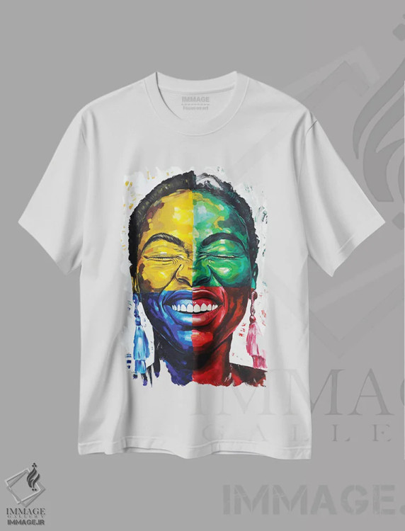 تیشرت سفید طرح دار جشن گرفتن زندگی IV، هنر آمریکایی آفریقایی تبار اثر دامولا آیگبایو | فروشگاه ایماژ