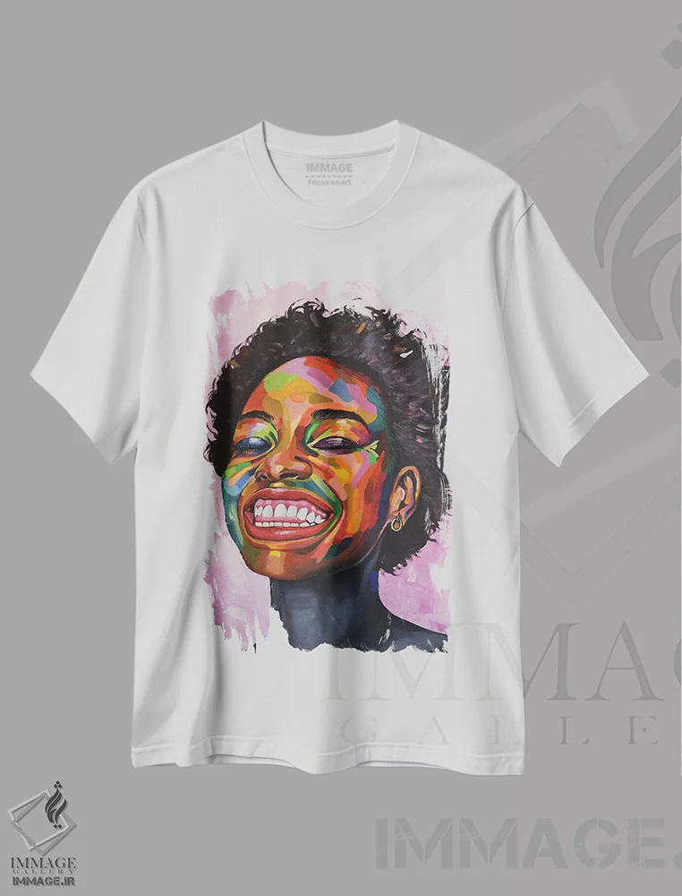 تیشرت سفید طرح دار جشن گرفتن زندگی V، هنر آمریکایی آفریقایی تبار اثر دامولا آیگبایو | immage.ir