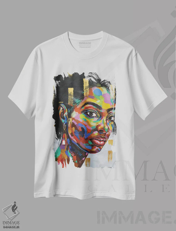 تیشرت سفید طرح دار هدف از وجود IV، هنر آمریکایی آفریقایی تبار اثر دامولا آیگبایو | immage.ir