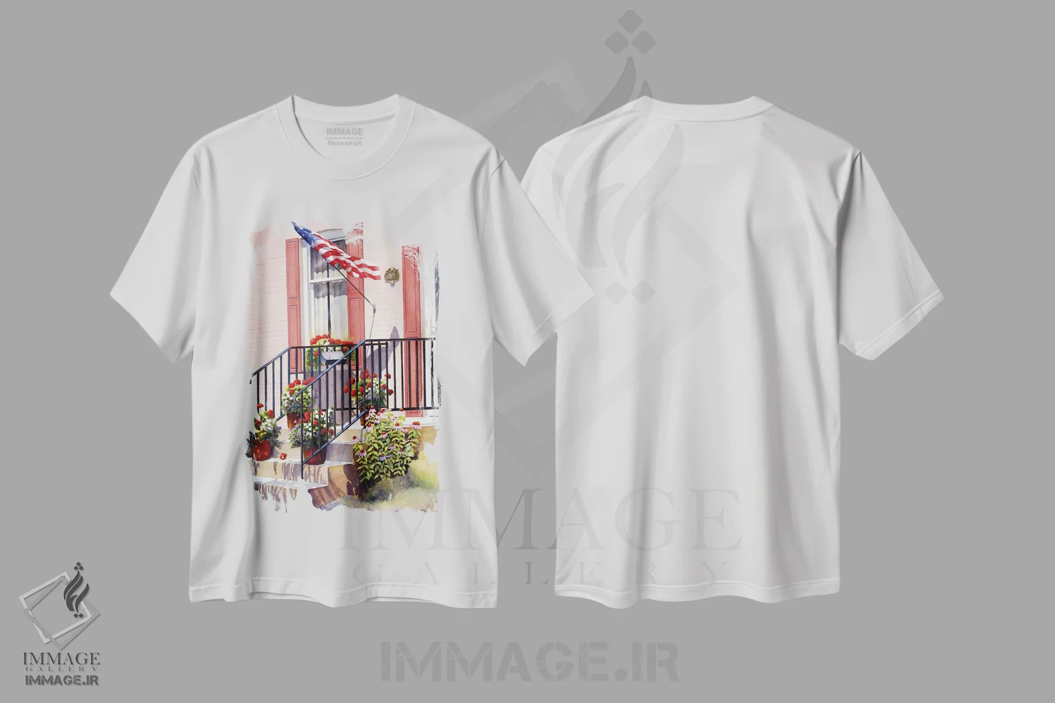 تیشرت سفید طرح دار سرخ ها، سفیدها و آبی ها، دکور آمریکایی اثر دیانا میلر-پیرس | immage.ir