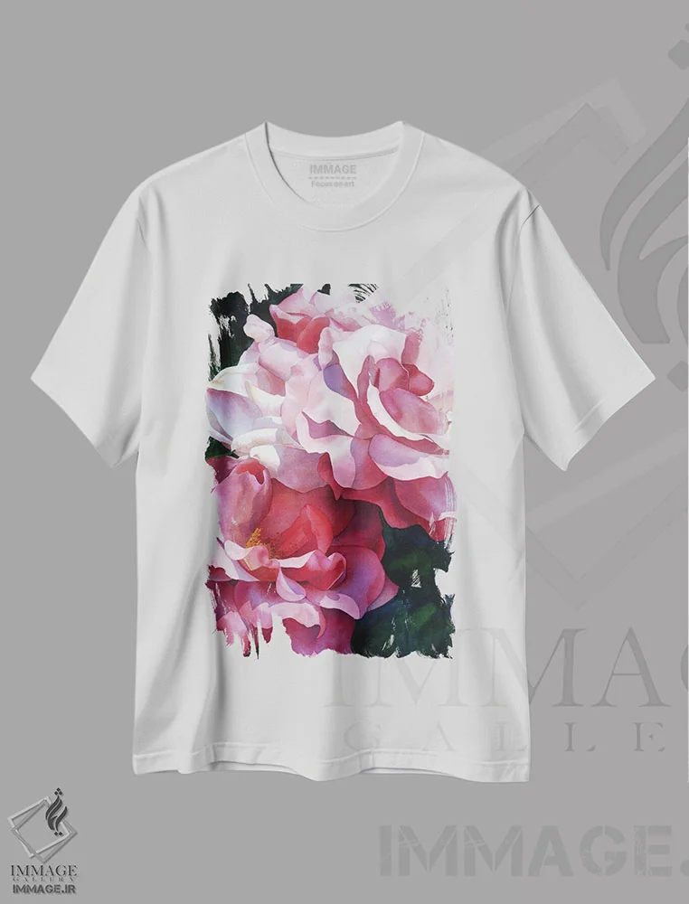 تیشرت سفید طرح دار رزها قرمز هستند، دکور معاصر اثر دیانا میلر-پیرس | فروشگاه ایماژ