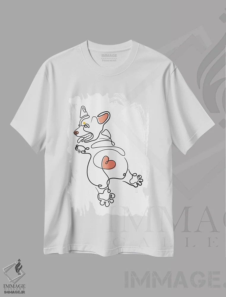 تیشرت سفید طرح دار موکی، تزئینی اثر دومونیک براون | immage.ir