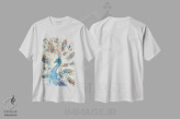 تیشرت سفید طرح دار طاووس آبی، مدیوم اثر دمیتری اسپیروس | فروشگاه ایماژ
