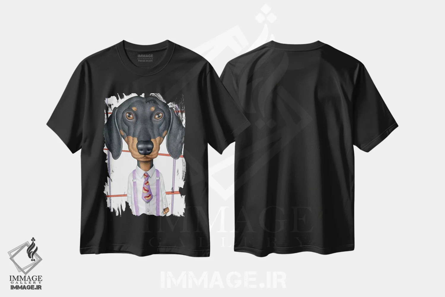 تیشرت مشکی طرح دار داشهوند با کراوات و خط خطی روی زمینه سفید، تزئینی اثر دنی گوردون | فروشگاه ایماژ