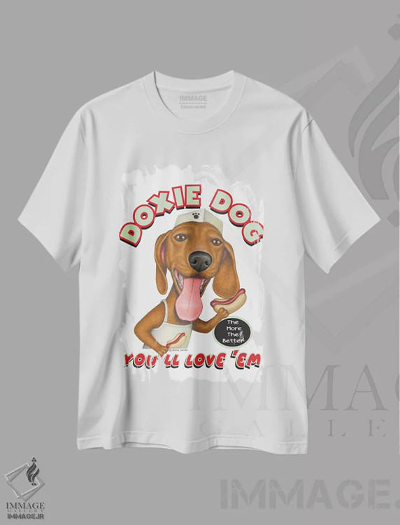 تیشرت سفید طرح دار داشهوند فروشنده هات داگ، تایپوگرافی اثر دنی گوردون | فروشگاه ایماژ