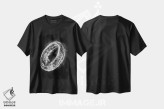تیشرت مشکی طرح دار حلقهٔ دودی، هنر دیجیتال اثر دانی آرت | immage.ir