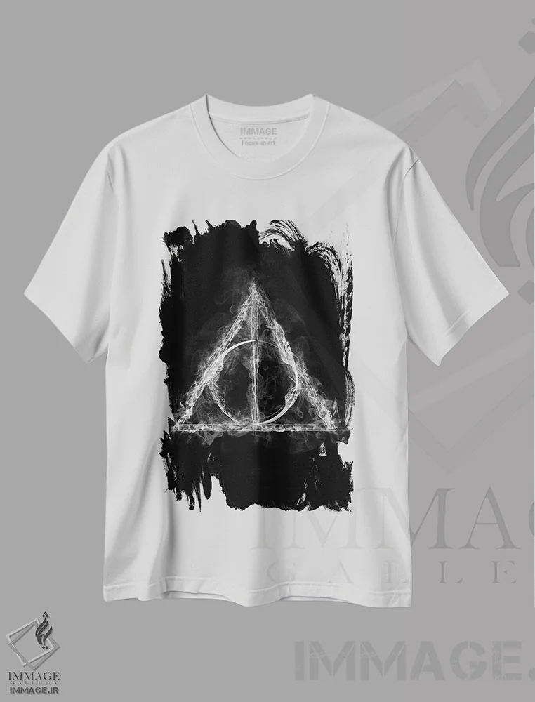 تیشرت سفید طرح دار جادوگر دودی، هنر دیجیتال اثر دانی آرت | immage.ir