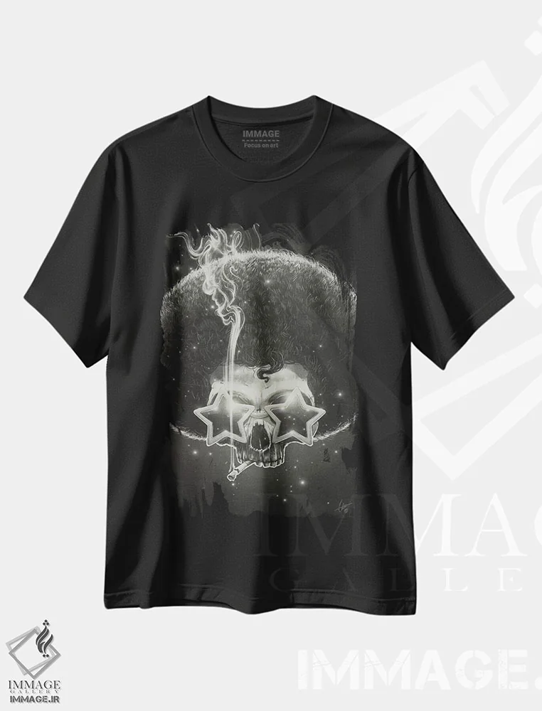 تیشرت مشکی طرح دار آقای غبارستاره ای، هنر دیجیتال اثر دکتر لوکاس برژاک | فروشگاه ایماژ