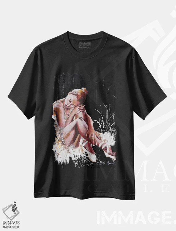 تیشرت مشکی طرح دار می خواهم با...برقصم، دکور معاصر اثر دوناتلا مارائونی | immage.ir