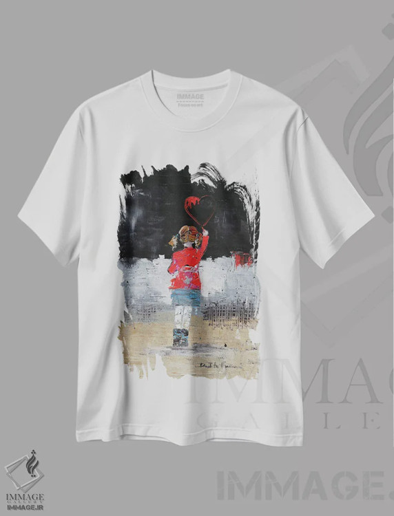 تیشرت سفید طرح دار مدرسه، هنر فاخر معاصر اثر دوناتلا مارائونی | immage.ir