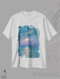 تیشرت سفید طرح دار دریای زمردین I، هنر فاخر معاصر اثر دمیتری اولین | فروشگاه ایماژ