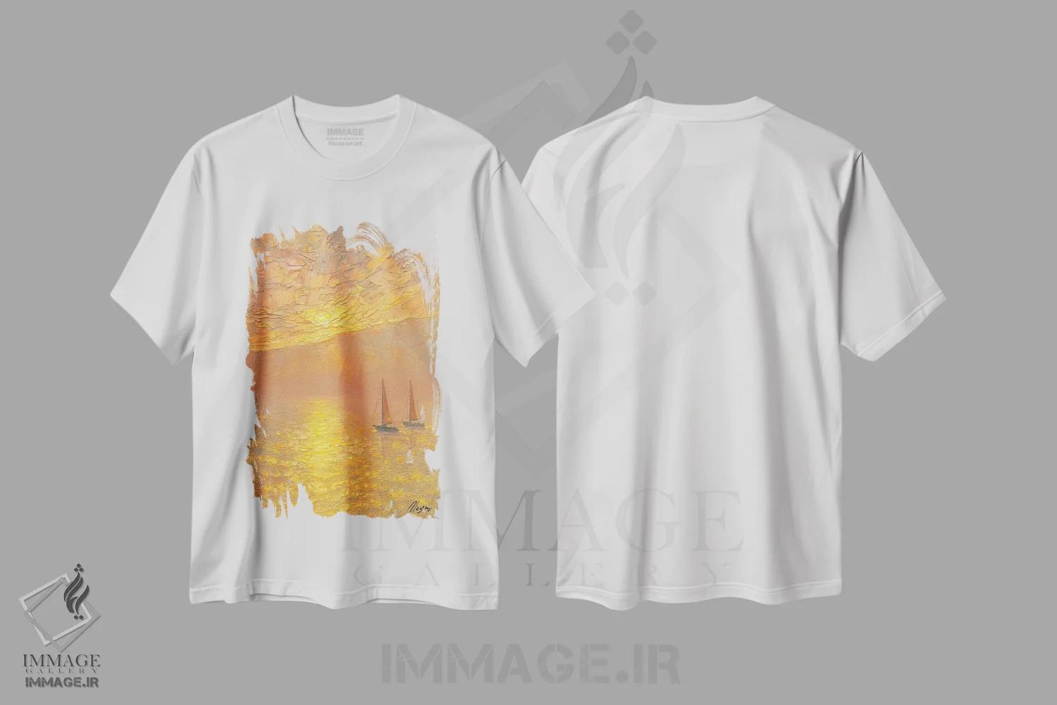 تیشرت سفید طرح دار دریا سی و دوم، دکور ساحلی اثر دمیتری اولین | immage.ir