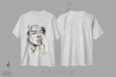 تیشرت سفید طرح دار سیگار کشیدن، دکوراسیون جایگزین اثر دوریانا پوپا | immage.ir