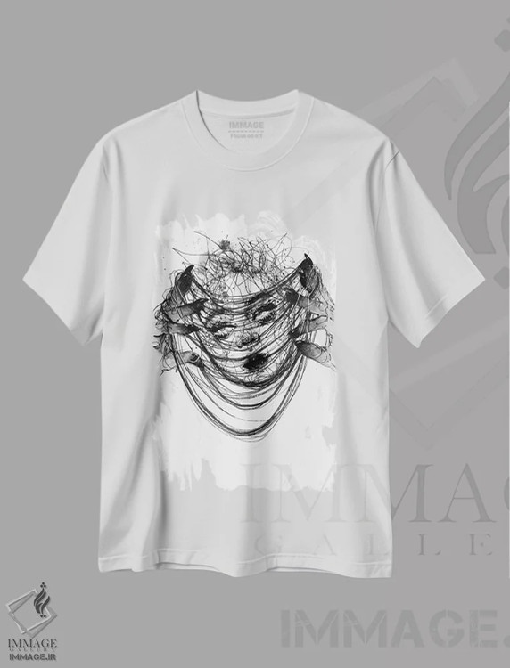 تیشرت سفید طرح دار تاب، دکوراسیون جایگزین اثر دوریانا پوپا | immage.ir
