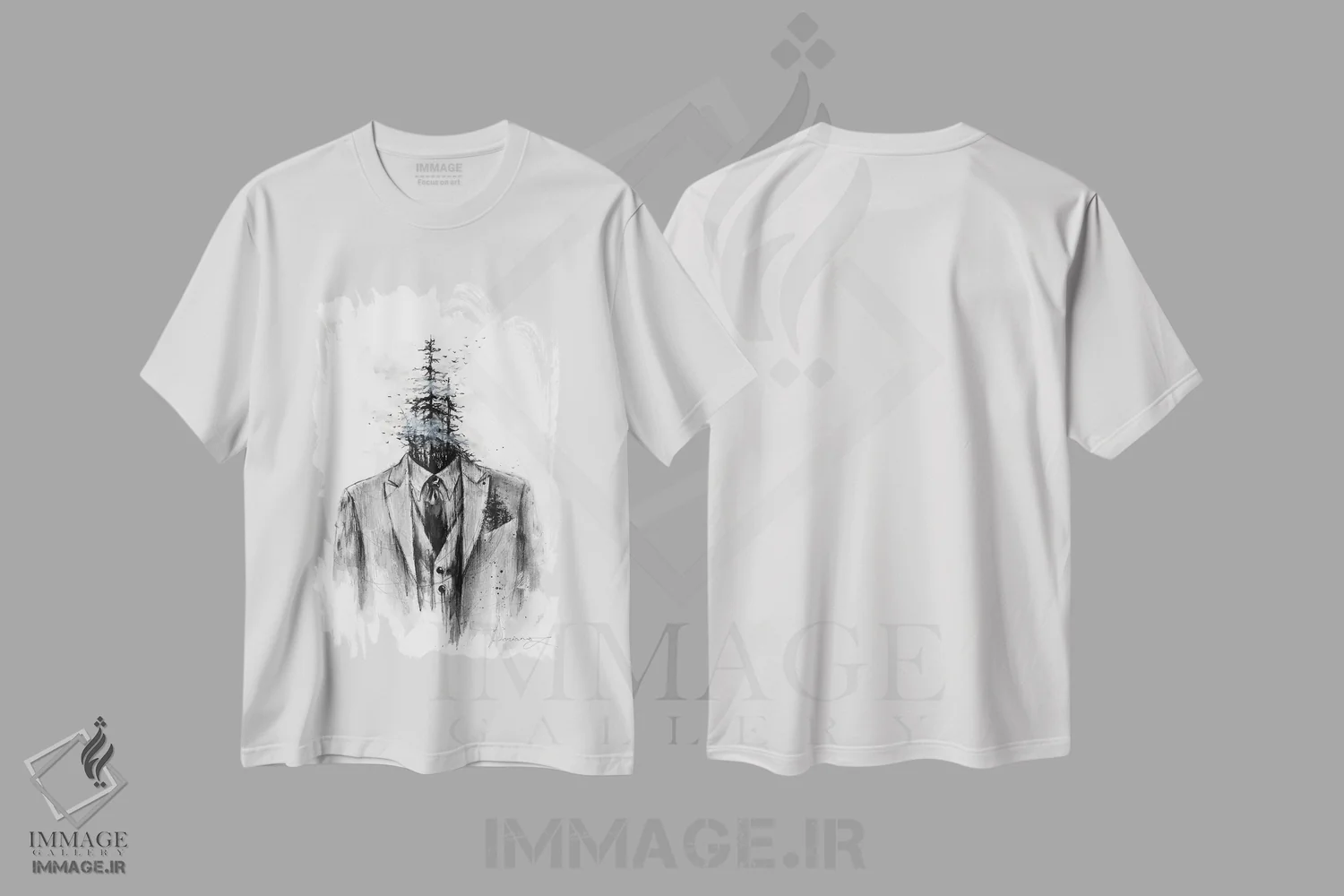 تیشرت سفید طرح دار کت وشلوار، دکوراسیون جایگزین اثر دوریانا پوپا | immage.ir