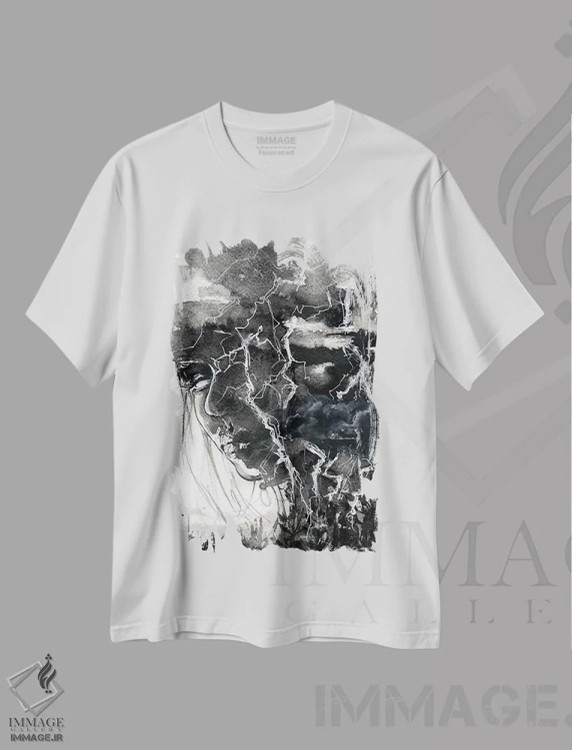 تیشرت سفید طرح دار رعد، دکوراسیون جایگزین اثر دوریانا پوپا | immage.ir