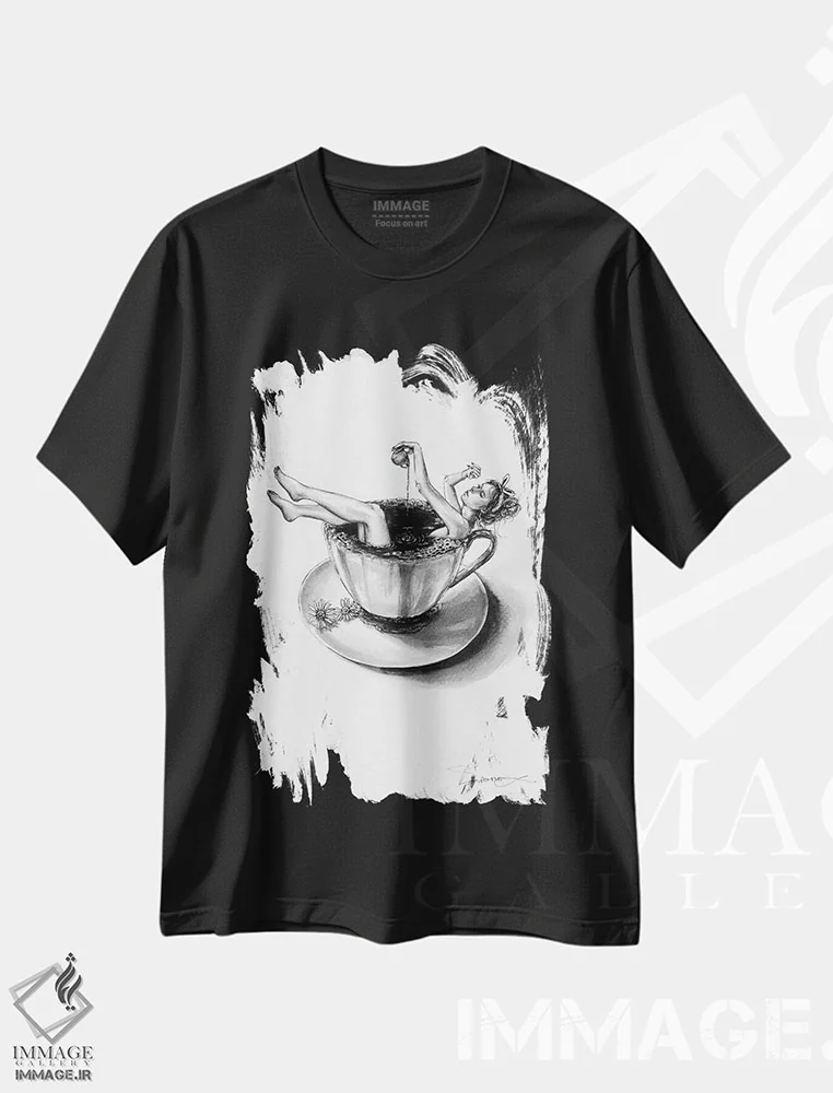تیشرت مشکی طرح دار عاشق قهوه، دکوراسیون جایگزین اثر دوریانا پوپا | فروشگاه ایماژ