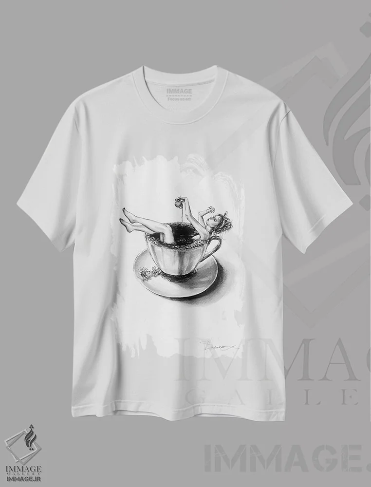 تیشرت سفید طرح دار عاشق قهوه، دکوراسیون جایگزین اثر دوریانا پوپا | immage.ir