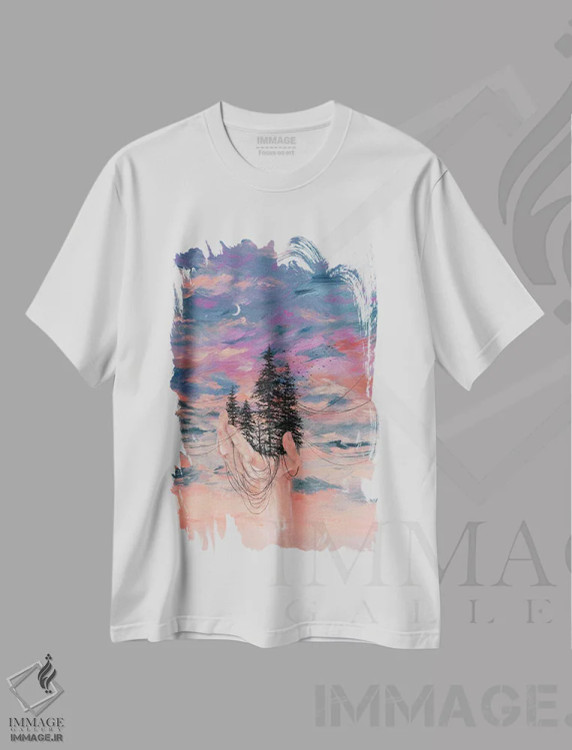 تیشرت سفید طرح دار دور، دکوراسیون جایگزین اثر دوریانا پوپا | immage.ir