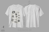 تیشرت سفید طرح دار لب ها، تزئینی اثر دوریانا پوپا | فروشگاه ایماژ