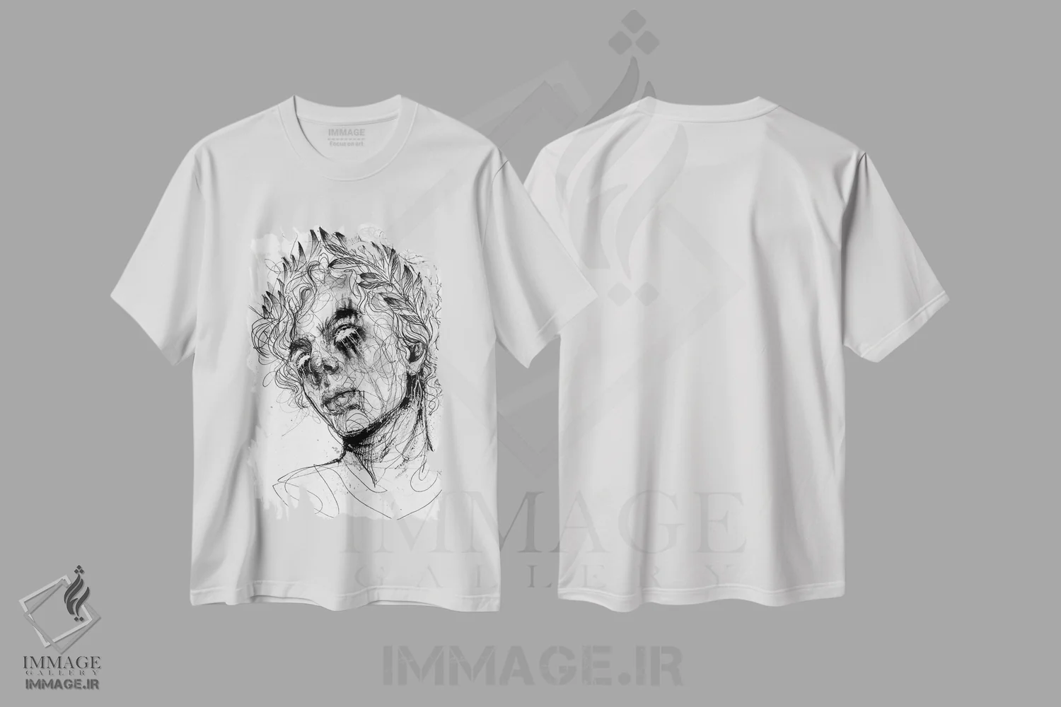 تیشرت سفید طرح دار کهن، دکوراسیون جایگزین اثر دوریانا پوپا | فروشگاه ایماژ