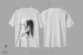 تیشرت سفید طرح دار جاری، دکوراسیون جایگزین اثر دوریانا پوپا | immage.ir