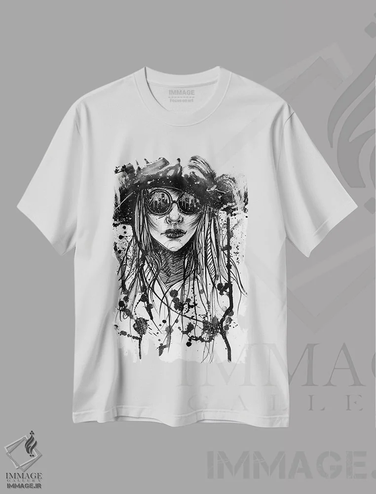 تیشرت سفید طرح دار شهر ارواح، دکوراسیون جایگزین اثر دوریانا پوپا | فروشگاه ایماژ