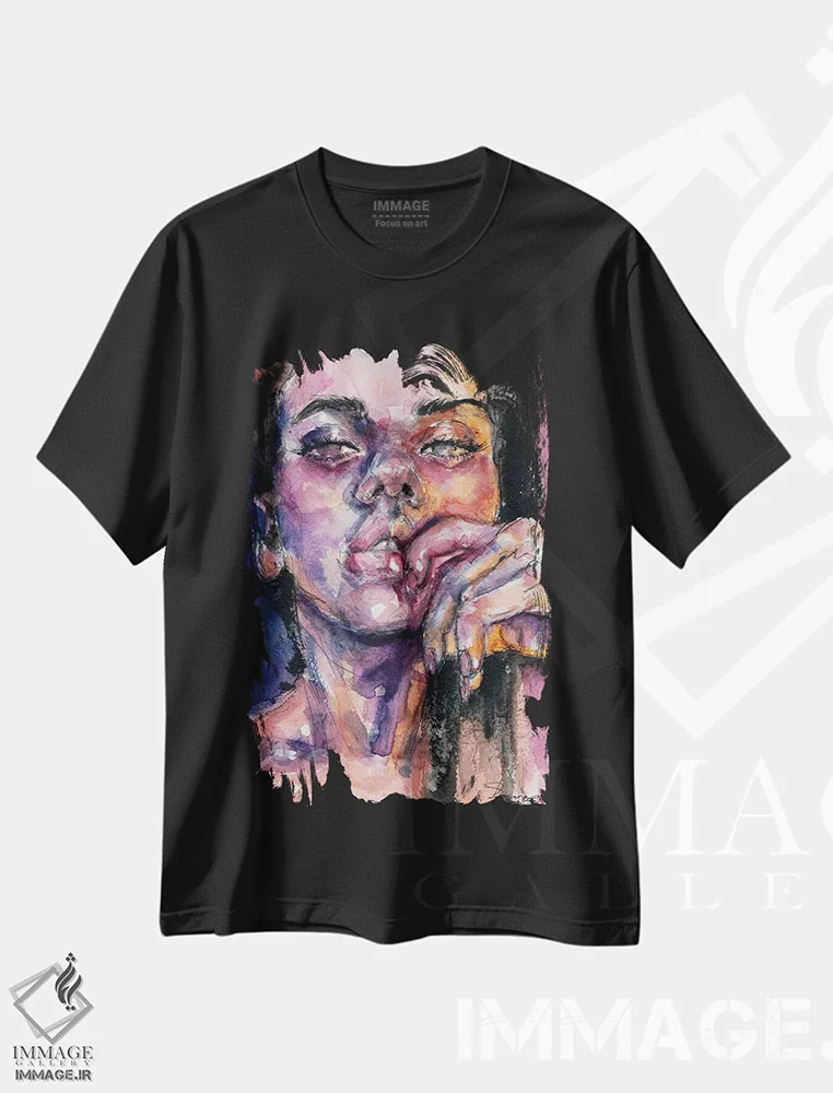 تیشرت مشکی طرح دار بی خوابی، دکوراسیون جایگزین اثر دوریانا پوپا | immage.ir