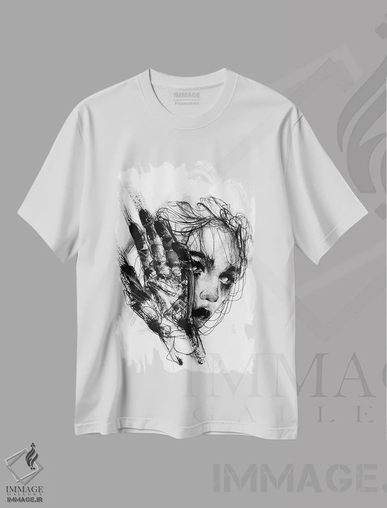 تیشرت سفید طرح دار نامتناسب، دکوراسیون جایگزین اثر دوریانا پوپا | فروشگاه ایماژ