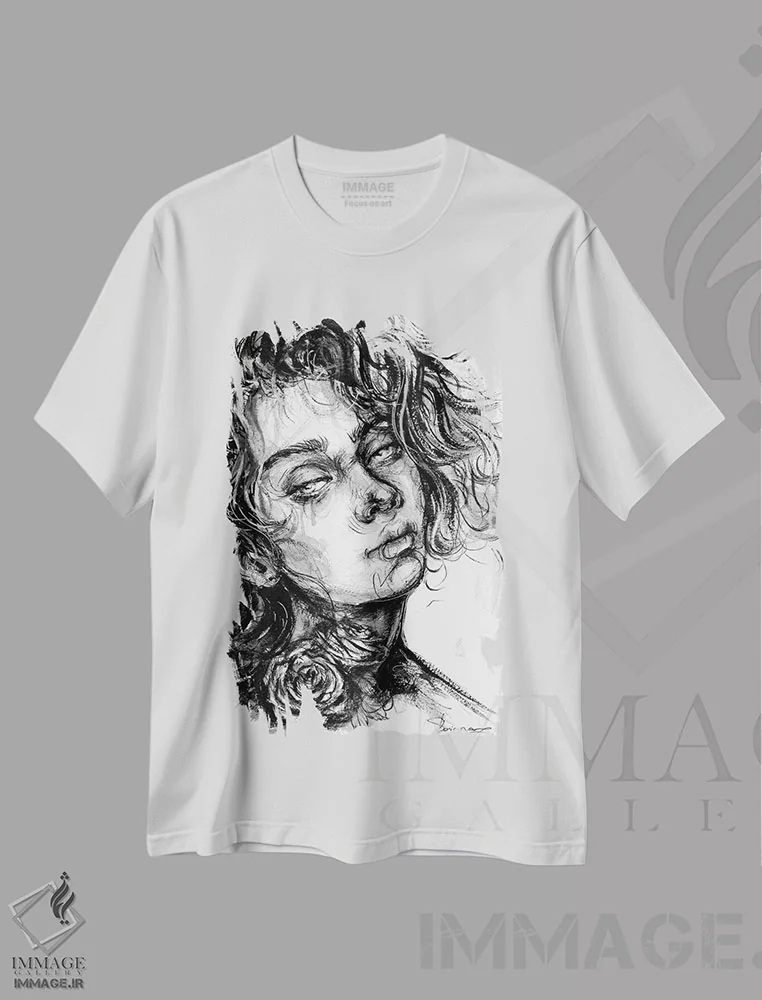 تیشرت سفید طرح دار سمی، دکوراسیون جایگزین اثر دوریانا پوپا | فروشگاه ایماژ