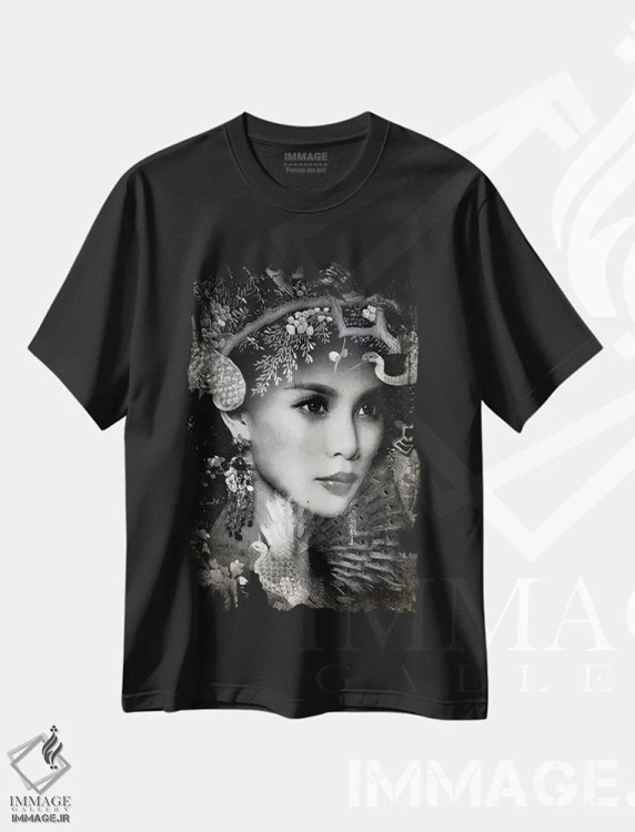 تیشرت مشکی طرح دار ملکهٔ جنگل، هنر دیجیتال سیاه و سفید اثر دومینیک بادوئل | immage.ir