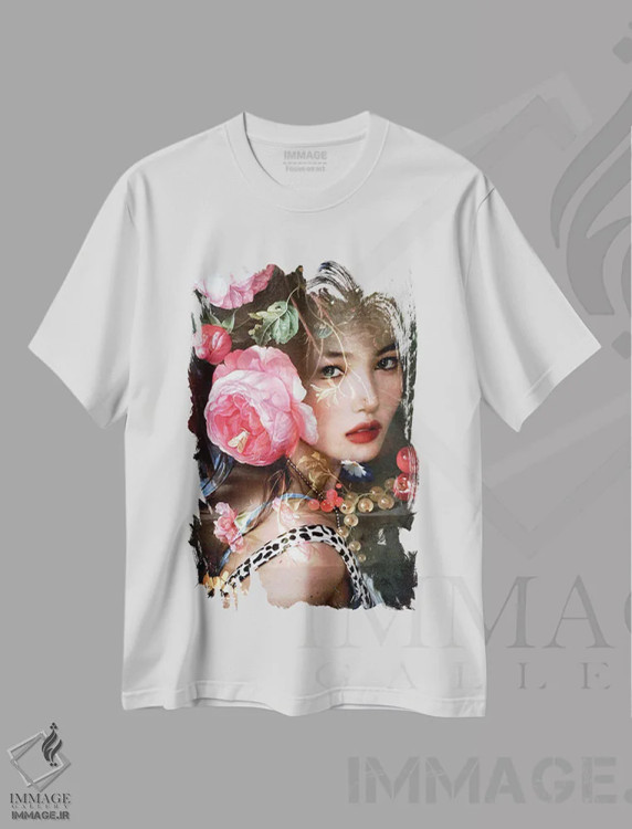 تیشرت سفید طرح دار بانویی در گلخانه، هنر دیجیتال اثر دومینیک بادوئل | immage.ir