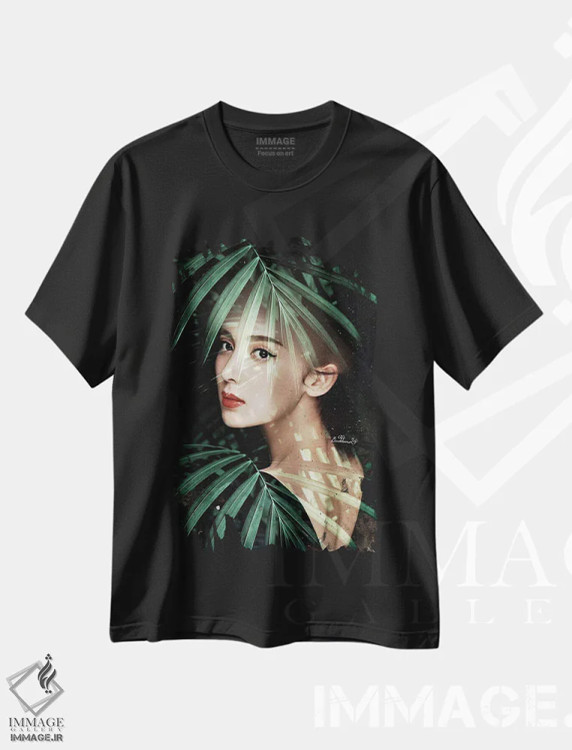 تیشرت مشکی طرح دار بیرون از جنگل، دکور آسیایی اثر دومینیک بادوئل | immage.ir