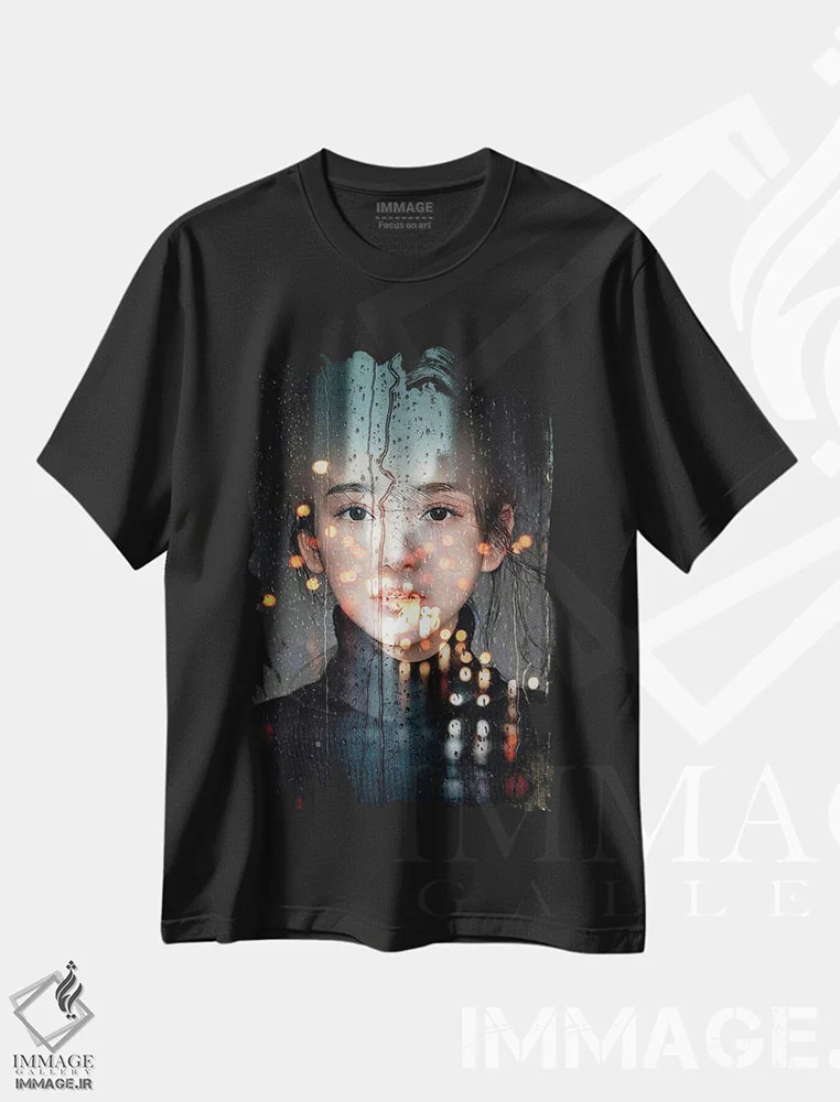 تیشرت مشکی طرح دار چراغ ها روشن، دکور آسیایی اثر دومینیک بادوئل | immage.ir