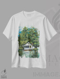 تیشرت سفید طرح دار خانه کنار دریاچه، تزئینی اثر جولی دریسه | فروشگاه ایماژ