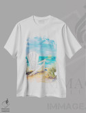 تیشرت سفید طرح دار آرامش در نسیم ساحلی، دکور ساحلی اثر جولی دریسه | immage.ir