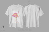 تیشرت سفید طرح دار فلامینگوی پرانرژی II، دکور ساحلی اثر جولی دریسه | فروشگاه ایماژ