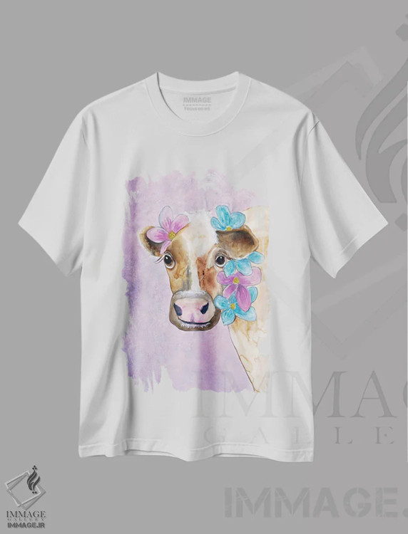 تیشرت سفید طرح دار هی دختر ۱، دکور روستایی اثر دوریس شَرِست | immage.ir