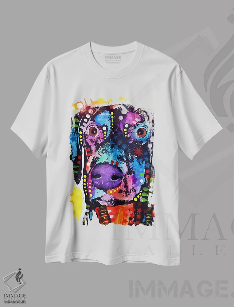 تیشرت سفید طرح دار دوبی، مدیوم اثر دین روسو | immage.ir