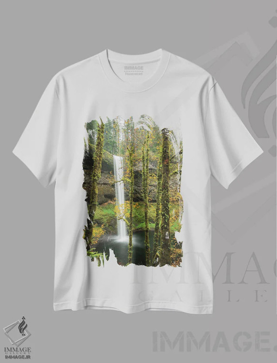 تیشرت سفید طرح دار آبشار برگ پوش پاییزی، مدیوم اثر دان شوارتز | فروشگاه ایماژ