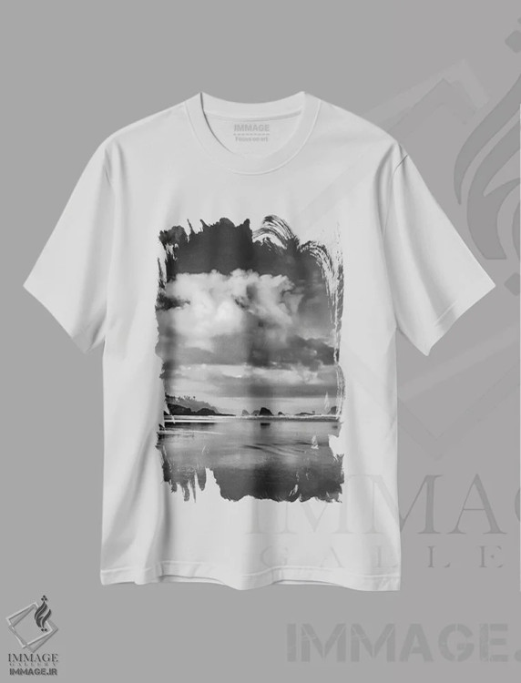 تیشرت سفید طرح دار صبح هوای صاف، عکاسی سیاه و سفید اثر دان شوارتز | immage.ir