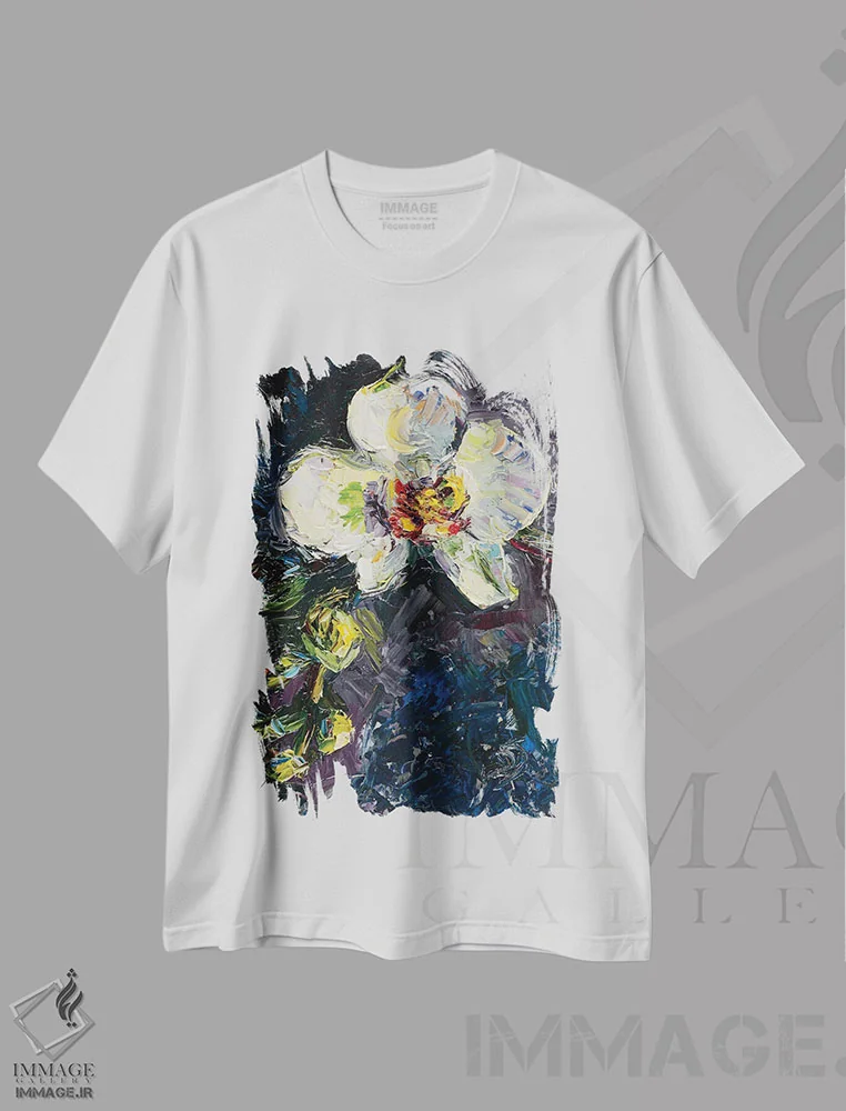 تیشرت سفید طرح دار ارکیده ها، دکور معاصر اثر دانا سورکینا | فروشگاه ایماژ