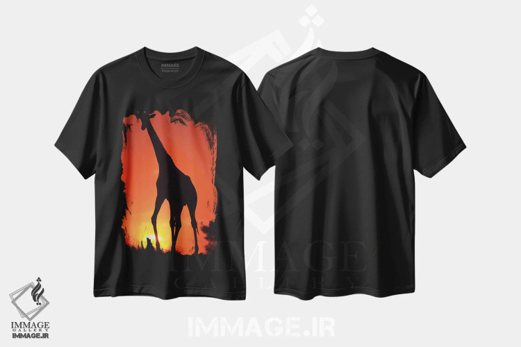 تیشرت مشکی طرح دار سیلوئت زرافه در غروب، آفریقای جنوبی، پارک ملی کروگر، مدیوم اثر دیوید اسلیتر | immage.ir