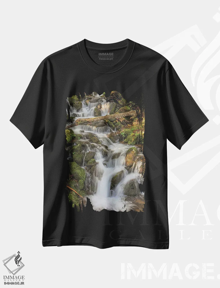 تیشرت مشکی طرح دار آبشار، تزئینی اثر دن اسپرول | immage.ir