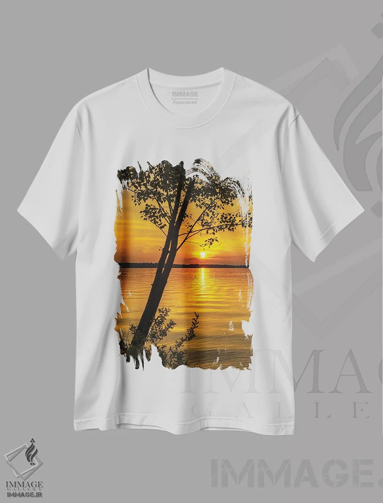تیشرت سفید طرح دار غروب خلیج تراورس، مدیوم اثر دن اسپرول | immage.ir