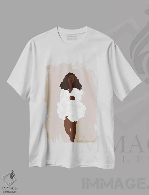 تیشرت سفید طرح دار دخترانگی سیاه، هنر آمریکایی آفریقایی تبار اثر دستینی دارسل | فروشگاه ایماژ