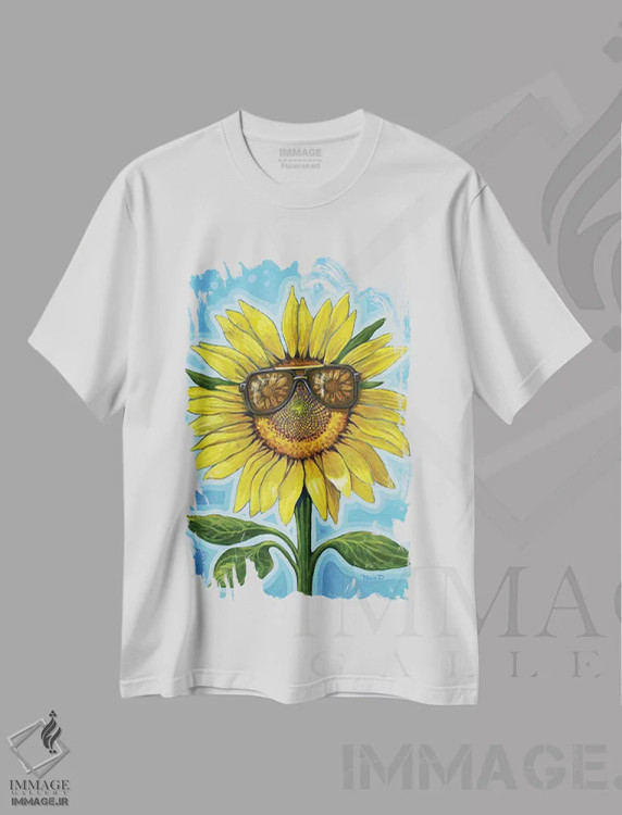 تیشرت سفید طرح دار آفتابگردان عاشق، دکور معاصر اثر دیانا تیتووا | فروشگاه ایماژ