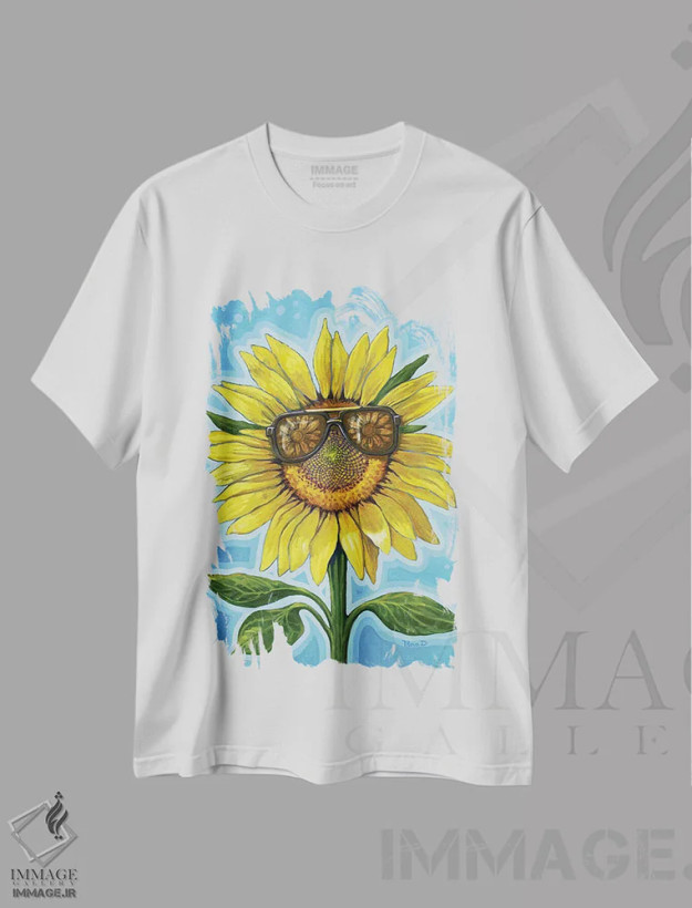 تیشرت سفید طرح دار آفتابگردان عاشق، دکور معاصر اثر دیانا تیتووا | فروشگاه ایماژ