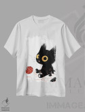 تیشرت سفید طرح دار گربه سیاه با کلاف کاموا، هنر دیجیتال اثر دن تاویس | فروشگاه ایماژ